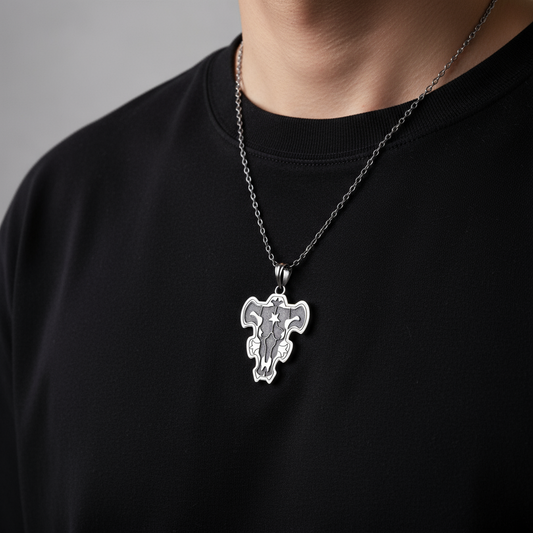 Colgante de trébol de cinco hojas