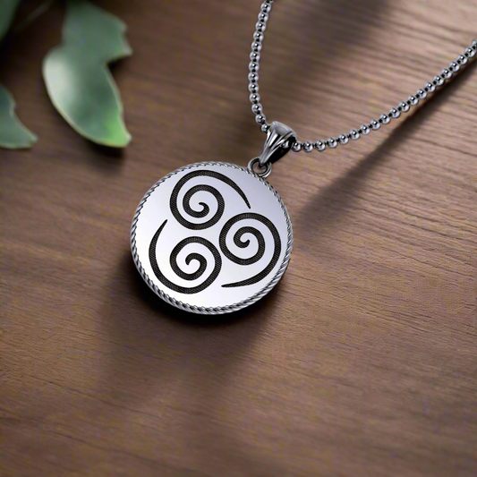 Avatar Nations Pendant in Stainless Steel