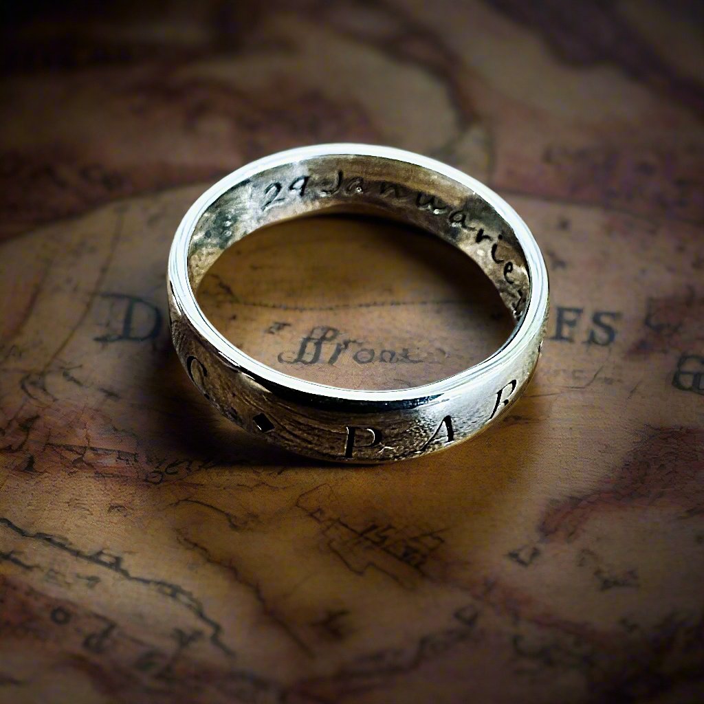 Anillo Sir Francis Drake (Uncharted) 