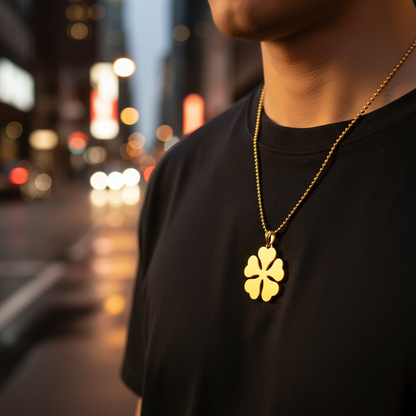 Fünfblättriger Kleeblatt-Anhänger 